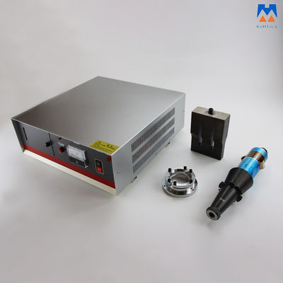 2600W het ultrasone Systeem van het Generator Ononderbroken Ultrasone Lassen met Generatoromvormer en Hoorn