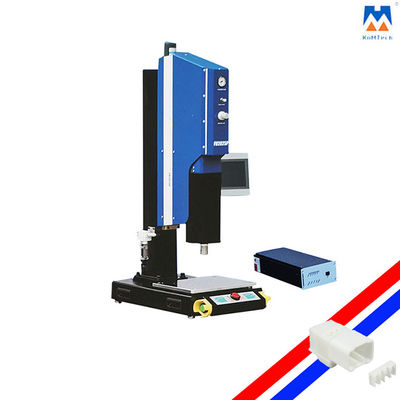 Ultrasone Plastic het Lassenmachine van 15KHz 3200W voor Automobiel Plastic Delen